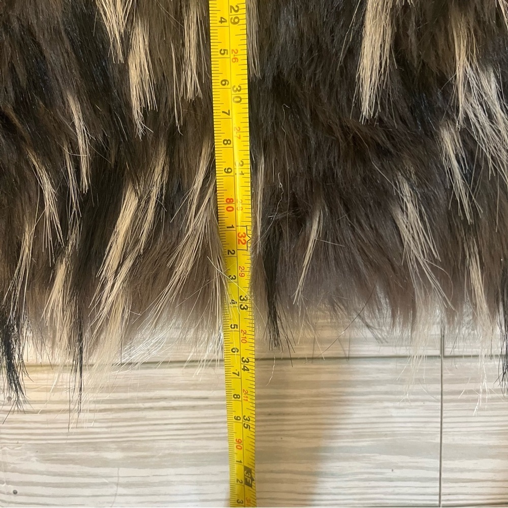 Glamorous Faux Fur Coat - Picture 5 of 6